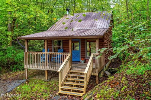236 Mountain Ave, Townsend, TN, 37882-3925 | Card Image