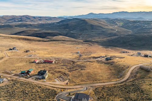 232-4374 Oakview Dr, Coalville, UT, 84017-9541 | Card Image