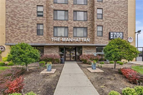 4e-700 Sw 8th Cir, Lees Summit, MO, 64081 | Card Image