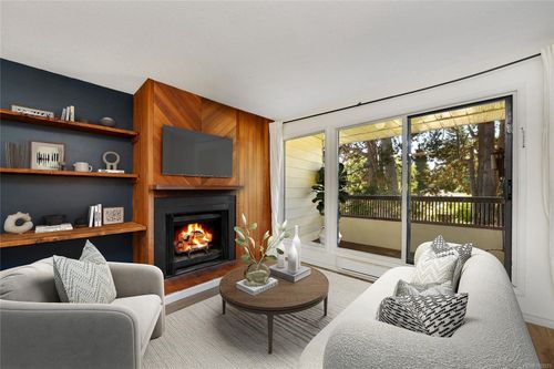 10-1956 Glenidle Rd, Sooke, BC, V9Z0B2 | Card Image