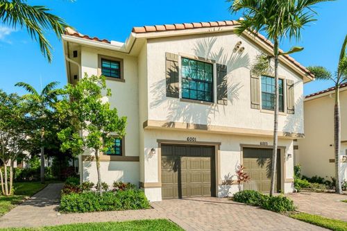 6001 Woods Edge Cir, Riviera Beach, FL, 33410-1924 | Card Image