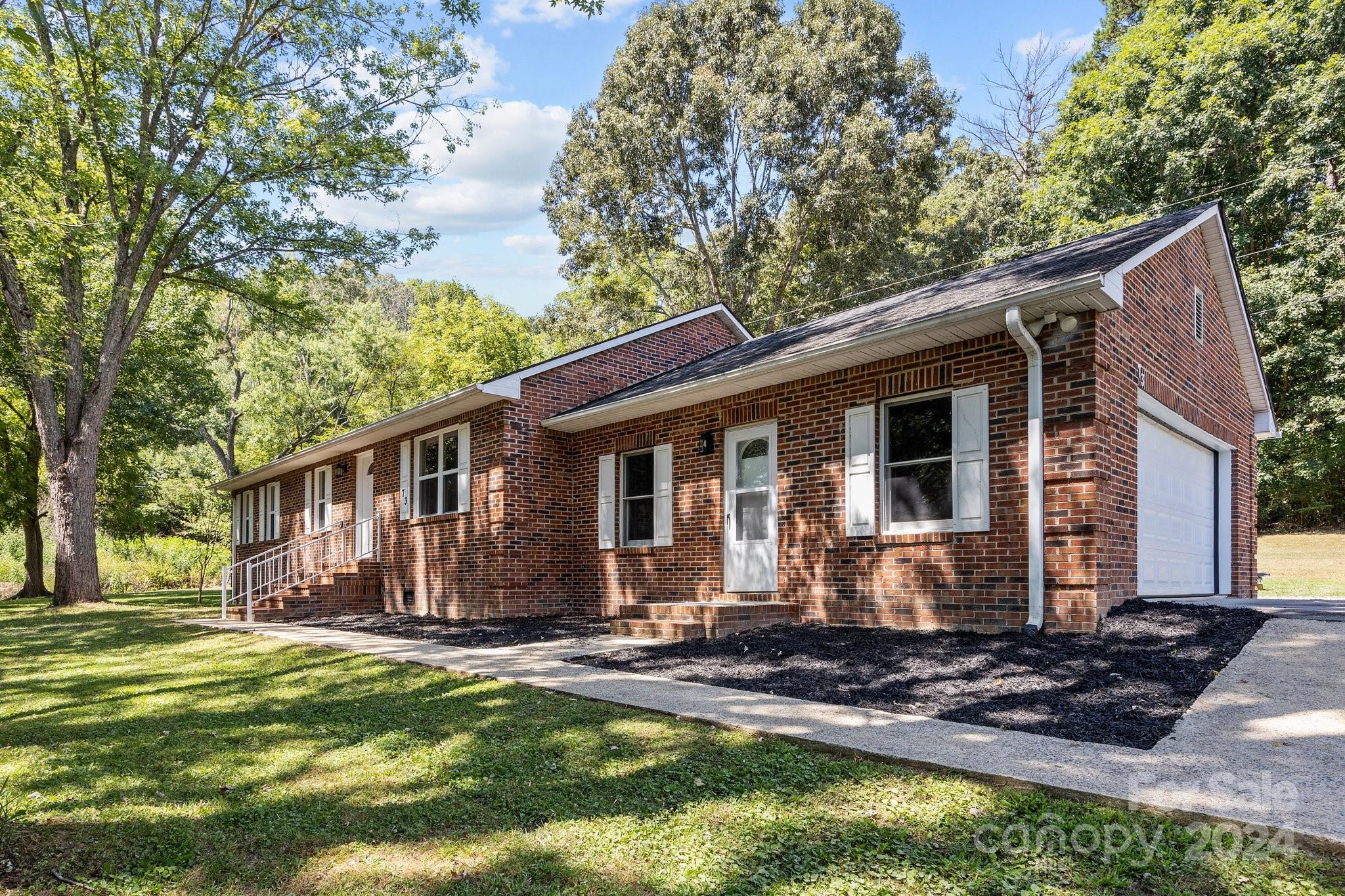 Rutherford Rd, Candler, NC 28715