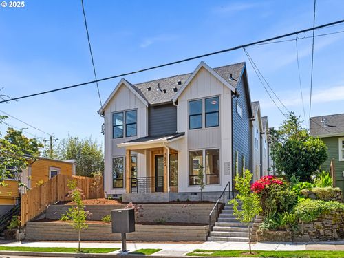 6-1212 Se Center St, Portland, OR, 97202-3744 | Card Image