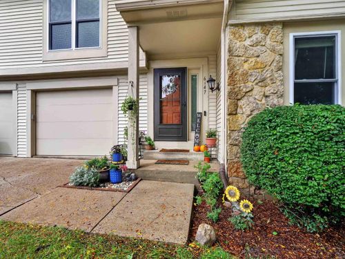 6147 Crofton Drive, Fort Wayne, IN, 46835 | Card Image
