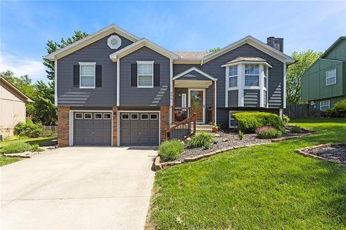 206 W Calico Dr, Raymore, MO, 64083-8501 | Card Image