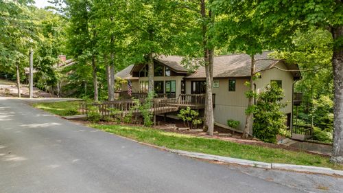 893 Lily Creek Ln, Jamestown, KY, 42629-8034 | Card Image