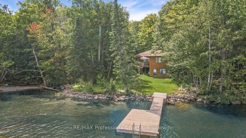 3382 Kushog Lake Rd, Algonquin Highlands, ON, K0M1S0 | Card Image