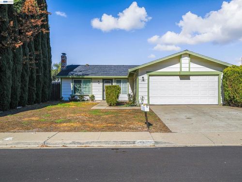 3432 Danielle Pl, Bay Point, CA, 94565-1507 | Card Image