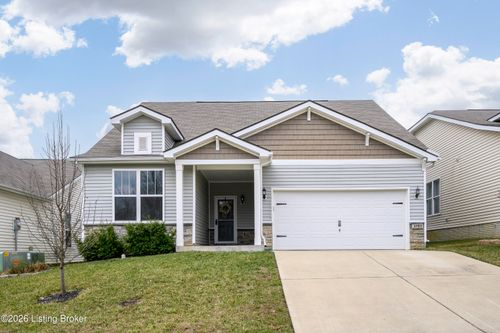 3703 Creekstone Bluff Blvd, La Grange, KY, 40031-7011 | Card Image