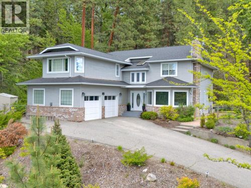 3257 Juniper Dr, Naramata, BC, V0H1N1 | Card Image