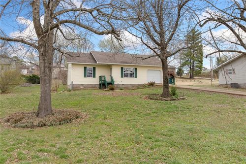 31 Hazelnut Cir, Mountain Home, AR, 72653-5452 | Card Image