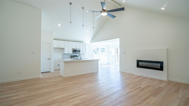 Enter the home to soaring ceilings | Image 6
