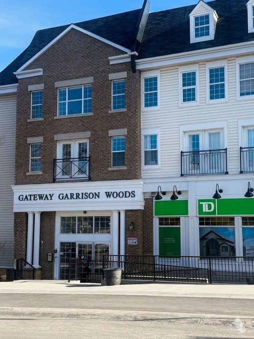 318-2233 34 Ave Sw, Calgary, AB, T2T6N2 | Card Image