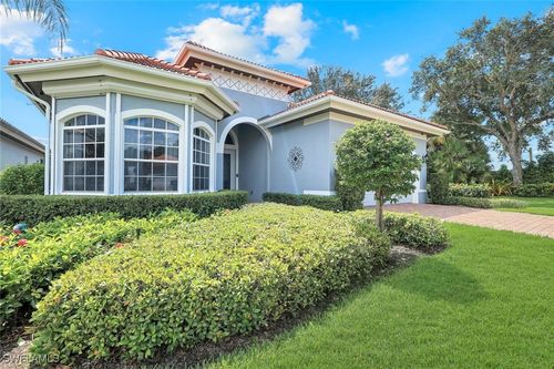 6062 Divot Ct, NAPLES, FL, 34113-1686 | Card Image
