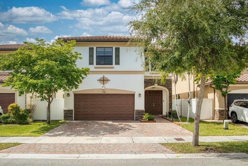 3548-3548 W 88th St, HIALEAH, FL, 33018-1899 | Card Image