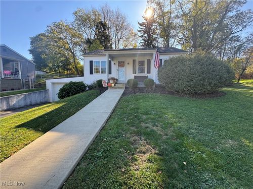 316 Carolina Ave, East Liverpool, OH, 43920-1134 | Card Image