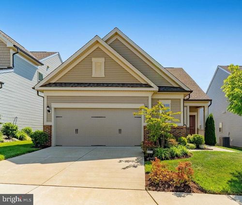 6373 Virginia Bluebell Ln, HAYMARKET, VA, 20169-2776 | Card Image