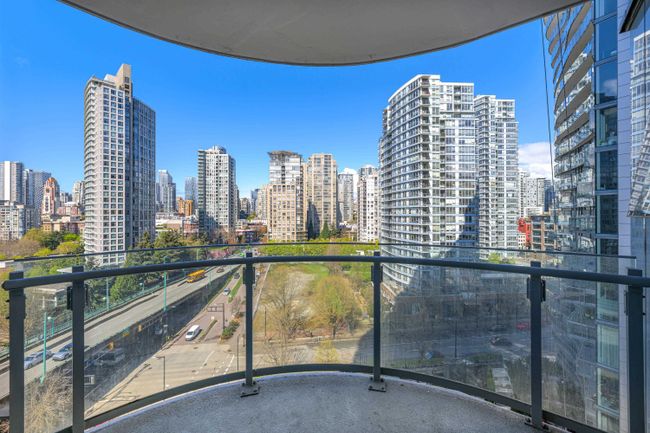 1188 - 87 Nelson Street, Condo with 1 bedrooms, 1 bathrooms and null parking in Vancouver BC | Image 8