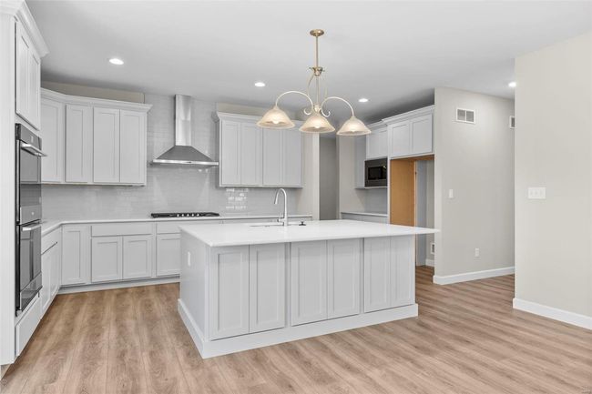 Photo representation of a similar home. Some features shown may be optional. | Image 4