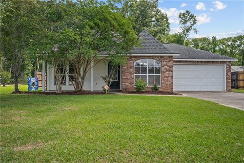 35038 Napoleon Dr, Denham Springs, LA, 70706-2704 | Card Image