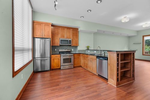 2707 1st Ave S, Minneapolis, MN, 55408-1613 | Card Image