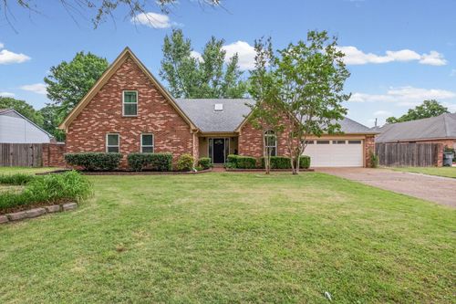 216 German Park Cv, Cordova, TN, 38018-7217 | Card Image