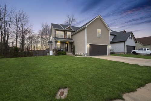 3654 Fox Tail Dr, Clarksville, TN, 37040-6246 | Card Image