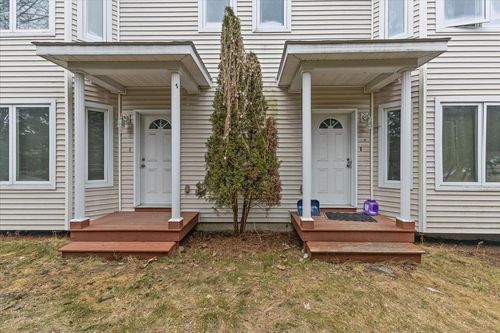 4e-and-4w-4 Brickyard Rd, Essex Junction, VT, 05452-4316 | Card Image