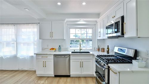 1308 Woodcrest Ave, Brea, CA, 92821-1859 | Card Image
