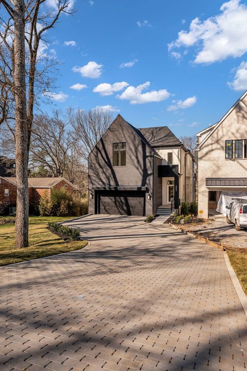 3806 Harding Pl, Nashville, TN, 37215-4031 | Card Image