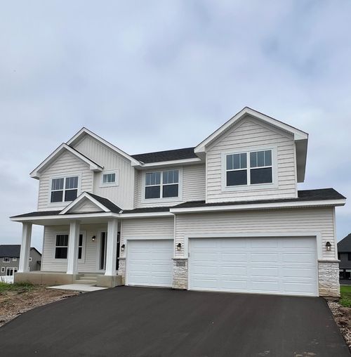 7601 22nd Ave E, Shakopee, MN, 55379-5740 | Card Image