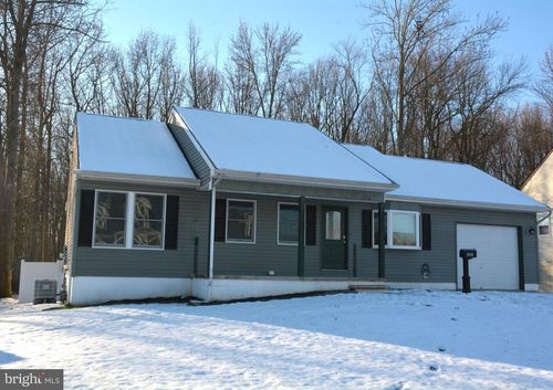 268 Memorial Ave, GIBBSTOWN, NJ, 08027-1366 | Card Image