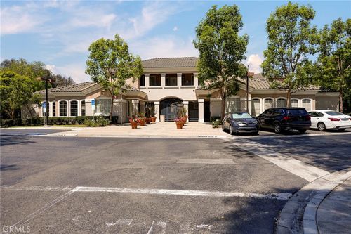 g-1061 Harbor Heights Dr, Harbor City, CA, 90710-3099 | Card Image