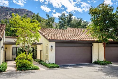 8 Faircliff Ct, Glendale, CA, 91206 | Card Image