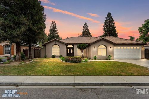 10723 Iron Creek Ave, Bakersfield, CA, 93312-2928 | Card Image