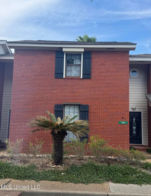108 Sunridge Park, Gulfport, MS, 39507-1136 | Card Image