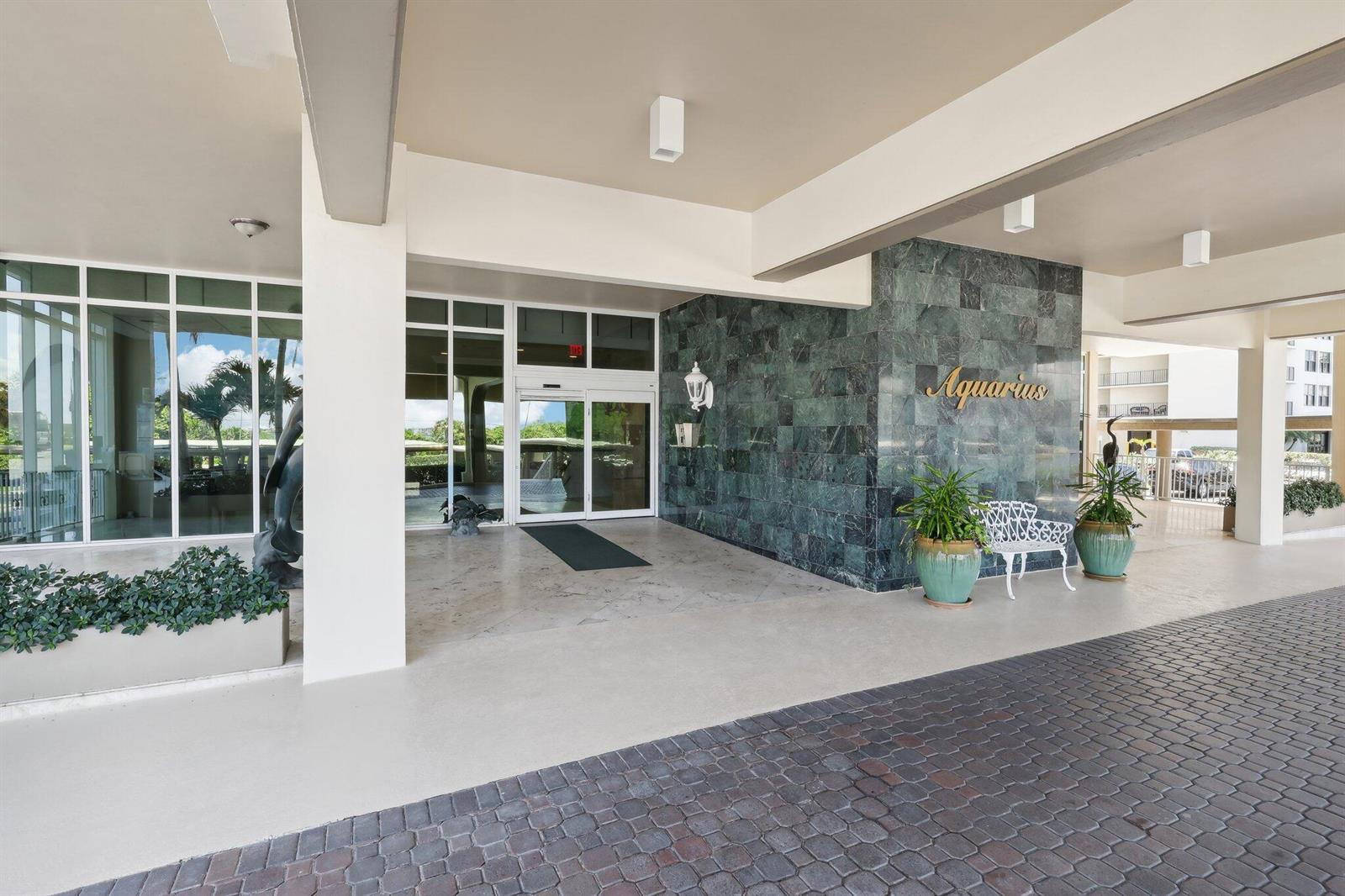 Residential Lease in Singer Island 4