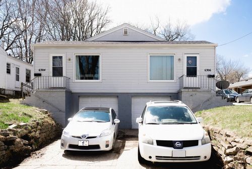 6306 Urbandale Ave, Des Moines, IA, 50322-3544 | Card Image