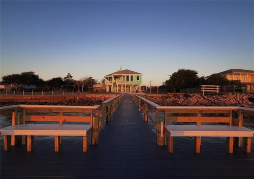 415 Avenue I, San Leon, TX, 77539-9754 | Card Image