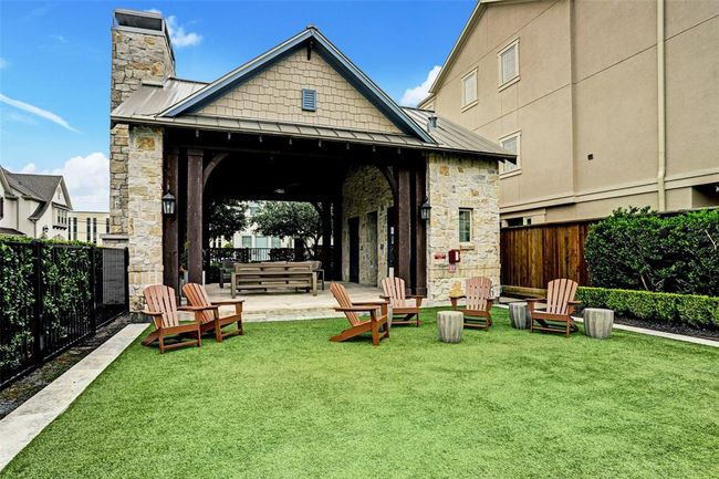 8325 Barberry Branch St, House other with 5 bedrooms, 5 bathrooms and 2 parking in Houston TX | Image 37
