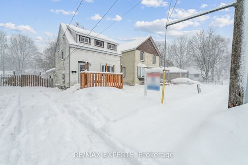 282 Gill St, Orillia, ON, L3V4K4 | Card Image