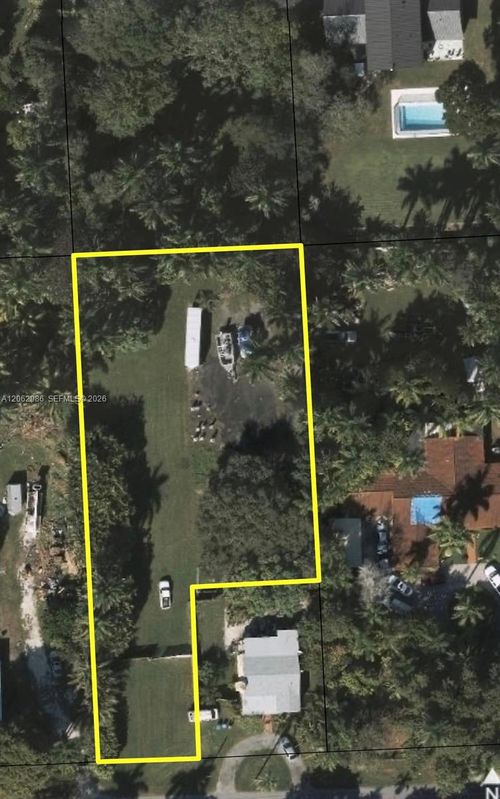 355 Ne 156th Street, Miami, FL, 33162 | Card Image