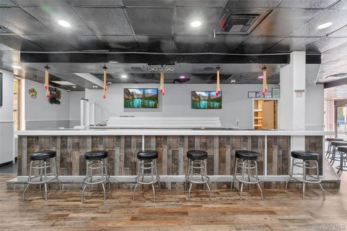 restaurant-1220 Oregon Road, Cortlandt, NY, 10567 | Card Image