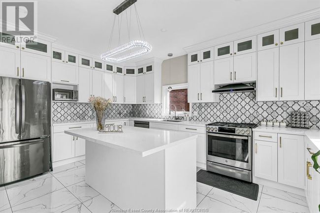 3741 Inglewood Ave, House other with 6 bedrooms, 5 bathrooms and null parking in Windsor ON | Image 17