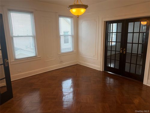 9512 108th Avenue, New York, NY, 11417 | Card Image