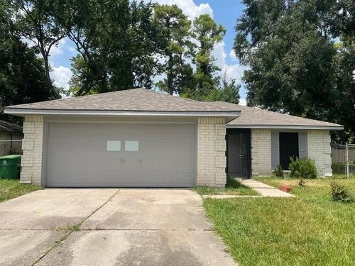 7111 Pinehook Ln, Houston, TX, 77016-2343 | Card Image