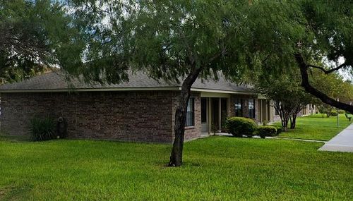 210 N Eagle Pass St, Alton, TX, 78573-3851 | Card Image