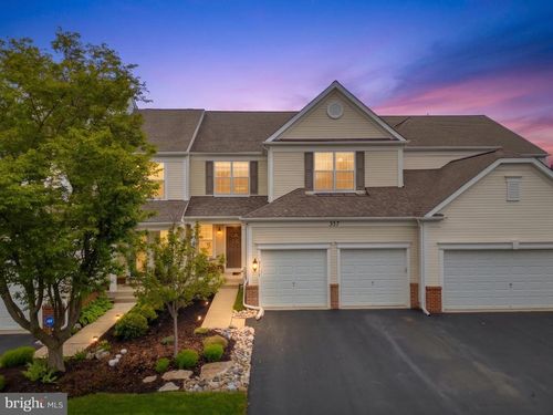 8617 Cascade Rd, BREINIGSVILLE, PA, 18031-1562 | Card Image