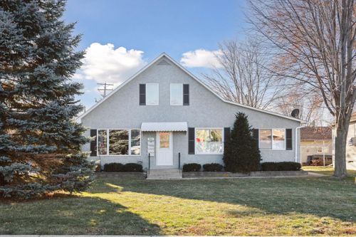 4-201 W 2nd St, Waconia, MN, 55387-1334 | Card Image