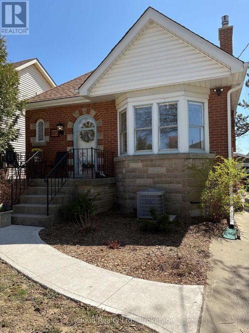 105 E 4th St, Hamilton, ON, L9A2Y3 | Card Image